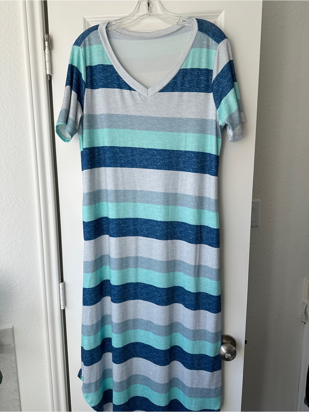 SHEIN Womens Blue Navy Mint Striped V-Neck Maxi Dress Boho Chic Summer - Picture 2 of 7